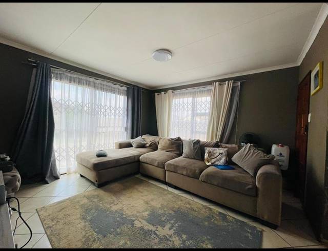 3 BEDROOM HOUSE FOR SALE IN ALLIANCE
